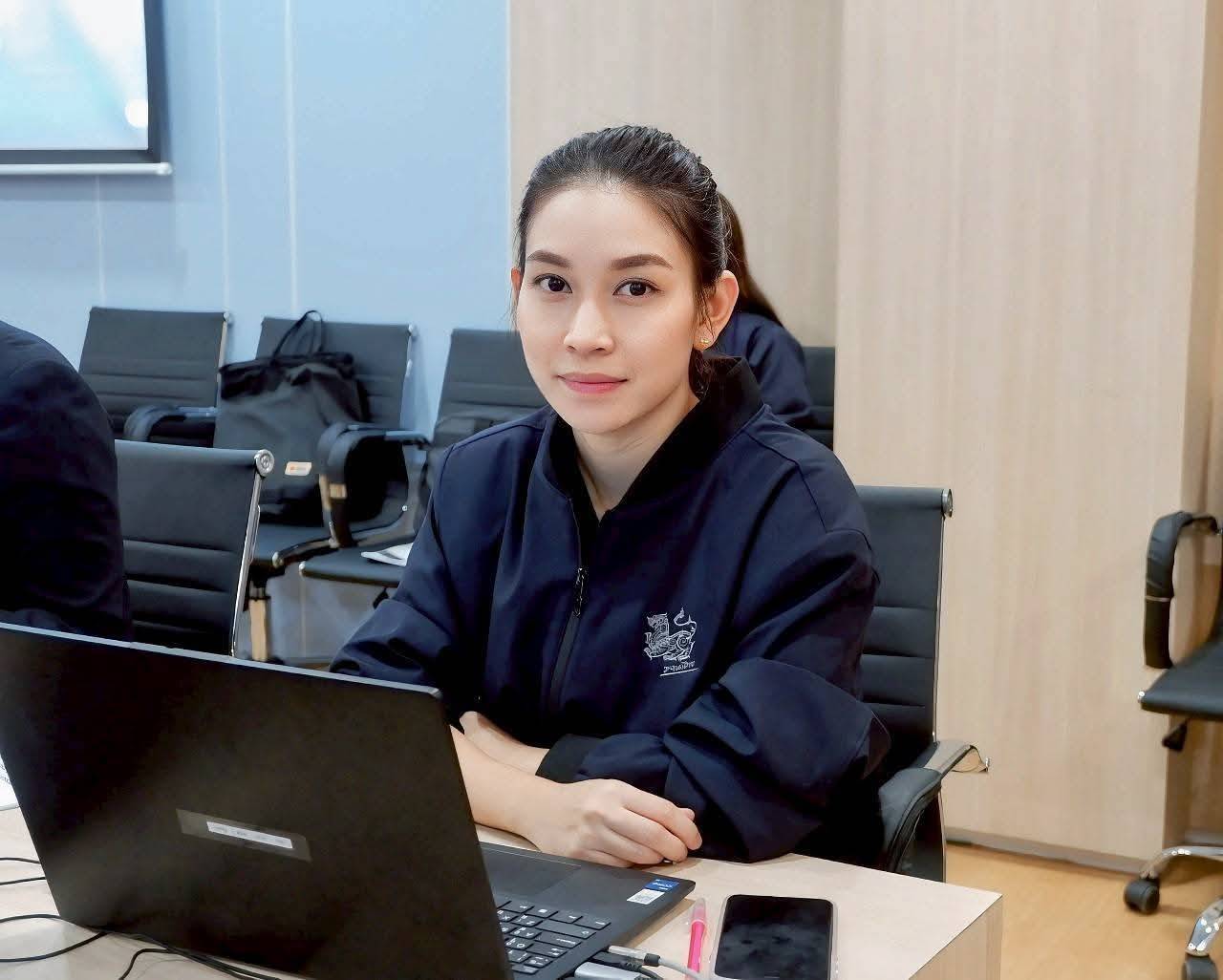 น.ส. กชพรรณ ชินภัควัต